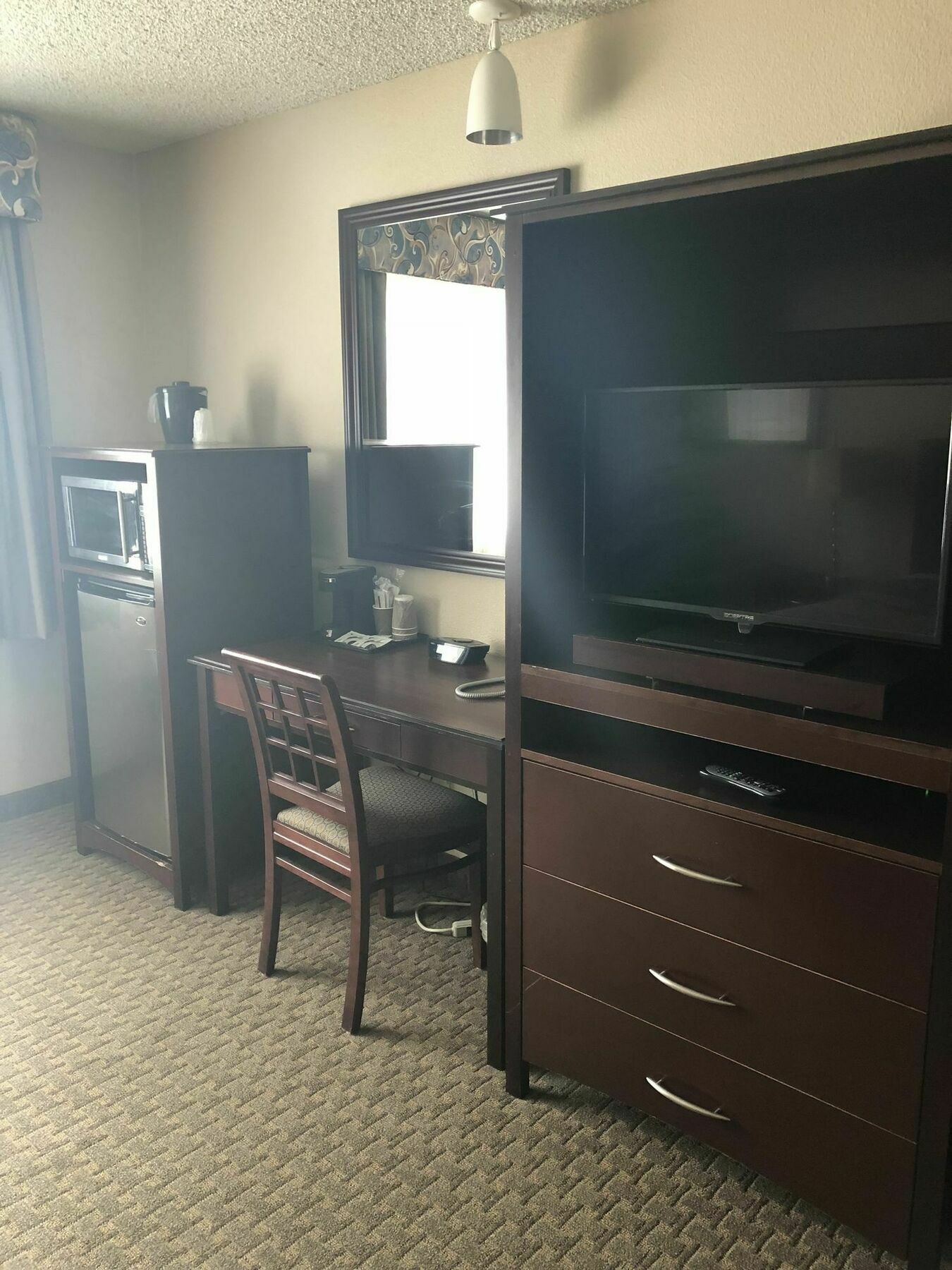 Red Lion Inn & Suites Ванкувер Экстерьер фото